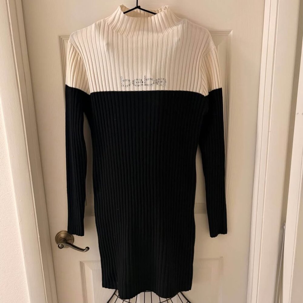 Bebe Black & White Colorblock Logo Long Sleeve Sweater Dress Bodycon Short Sz XL